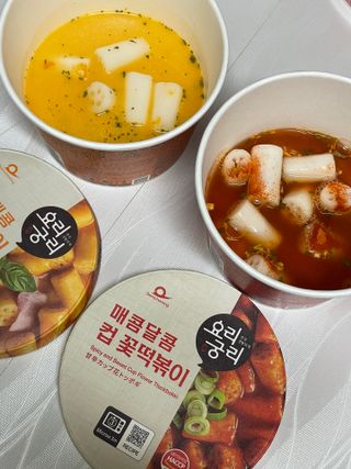 나우  [요리궁리] B타입 ( 매콤, 치즈, 매콤까르보 ) 꽃떡볶이 6개입 세트 — 5점을 준 리뷰어가 2025년 3월 올린 사용 사진
