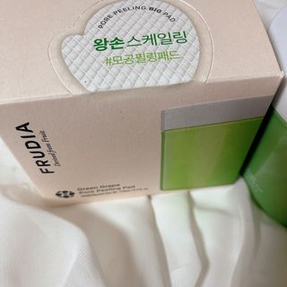 [후르디아] 약산성  모공 필링 패드(70매) — 5점을 준 리뷰어가 2024년 2월 올린 사용 사진