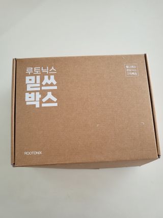 루토닉스 믿쓰박스 볼륨부스터 두피 홈케어 솔루션 — 4점을 준 리뷰어가 2021년 12월 올린 사용 사진