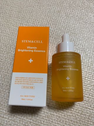 체르엠 스템앤셀 비타민 브라이트닝 에센스 30ml 1개 — 5점을 준 리뷰어가 2021년 9월 올린 사용 사진