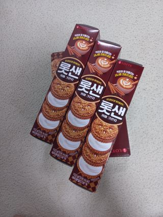 롯데제과 롯샌 카페크런치 — 4점을 준 리뷰어가 2021년 10월 올린 사용 사진