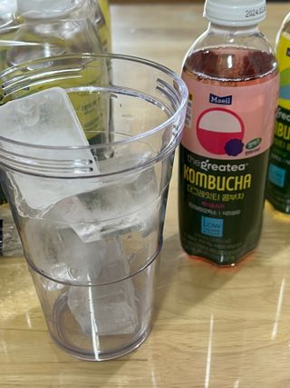더그레잇티 콤부차 [매일유업] 더그레잇티 44kcal 콤부차 300ml *12개입 (오리지널 6개+베리리치 6개) — 5점을 준 리뷰어가 2023년 8월 올린 사용 사진