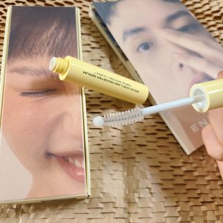 엔트로피메이크업 브로우 앤 래쉬 부스터 세럼 — 5점을 준 리뷰어가 2021년 10월 올린 사용 사진