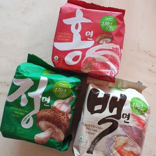 [풀무원] 자연은맛있다 정면, 백면, 홍면  세트 — 5점을 준 리뷰어가 2021년 4월 올린 사용 사진