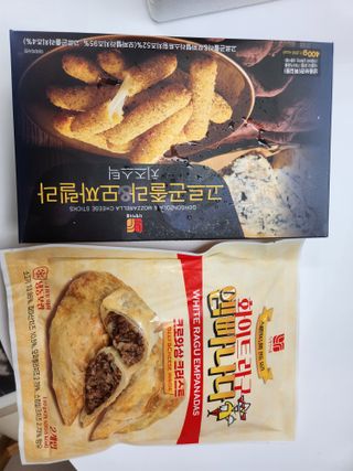 디케이식품(주) 고르곤졸라&모짜렐라 치즈스틱 400g — 5점을 준 리뷰어가 2023년 3월 올린 사용 사진