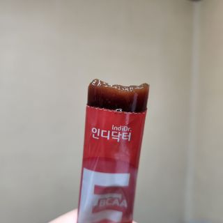 인디닥터 면역 생생 핑크 이뮨 젤리 + 타이탄 BCAA 프로틴 젤리스틱 — 3점을 준 리뷰어가 2022년 6월 올린 사용 사진
