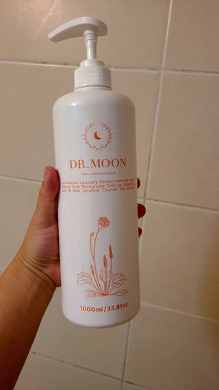 프리[닥터문] 유산균 락토케어 질경초 여성청결제 1000ml (젤타입) — 5점을 준 리뷰어가 2022년 7월 올린 사용 사진