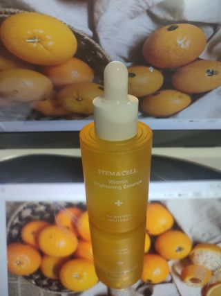 체르엠 스템앤셀 비타민 브라이트닝 에센스 30ml 1개 — 4점을 준 리뷰어가 2022년 3월 올린 사용 사진