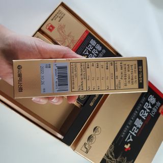 서울약사신협_투데이홍삼정플러스스틱_10g x 30포 — 5점을 준 리뷰어가 2021년 2월 올린 사용 사진