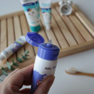 닥터데디스 안심불소 튼튼치약(청포도, 민트 중 택 1) 60g + 여행용 미니 치약 15g — 5점을 준 리뷰어가 2022년 9월 올린 사용 사진