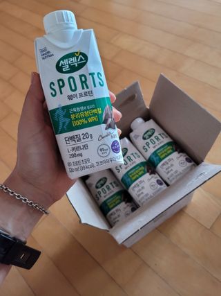 셀렉스스포츠 셀렉스 스포츠 웨이 프로틴 초콜릿 _ 330ml x 12팩 — 5점을 준 리뷰어가 2021년 4월 올린 사용 사진