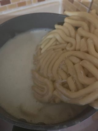 [푸딩팩토리] 로제누들떡볶이 500g / 까르보나라크림누들떡볶이 500g — 5점을 준 리뷰어가 2022년 7월 올린 사용 사진
