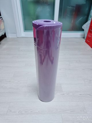 원달러샵 NBR 10mm 바디핏 요가매트 — 5점을 준 리뷰어가 2021년 3월 올린 사용 사진