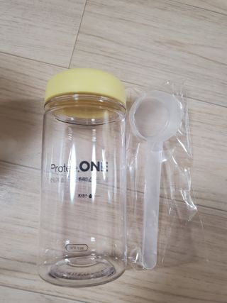 프로티원 단백질쉐이크 곡물맛 2주분 1통+보틀 — 5점을 준 리뷰어가 2021년 4월 올린 사용 사진