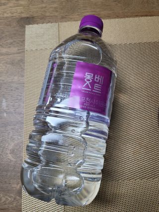 몽베스트 MONTBEST 1L 12입 — 5점을 준 리뷰어가 2022년 4월 올린 사용 사진