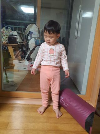 유비맘 궁디팡팡 내의/내복 상하세트 — 5점을 준 리뷰어가 2021년 2월 올린 사용 사진