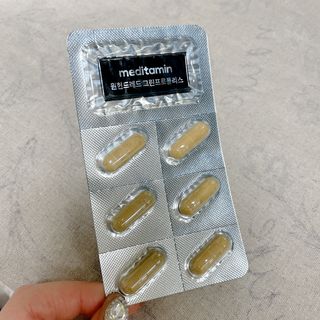 메디타민 원헌드레드 그린프로폴리스 — 5점을 준 리뷰어가 2021년 10월 올린 사용 사진