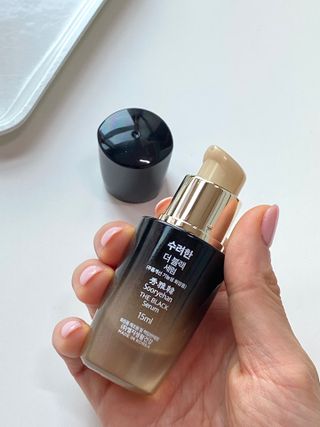 수려한 더블랙세럼 15ml — 5점을 준 리뷰어가 2022년 3월 올린 사용 사진