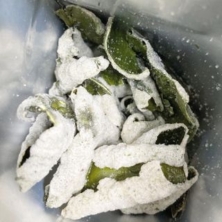 오희숙 전통부각 명인 찹쌀김부각, 찹쌀다시마부각, 황태껍질튀각 총 6봉 — 5점을 준 리뷰어가 2021년 6월 올린 사용 사진