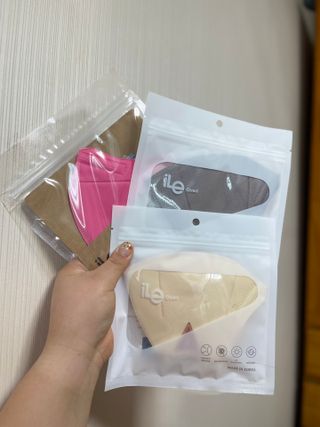 아이엘이 ILE 친환경 새부리형 방수 마스크 — 4.5점을 준 리뷰어가 2022년 4월 올린 사용 사진