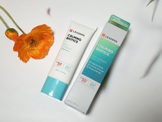 리더스코스메틱 리더스 카밍 바이오틱스 선 에센스 SPF 50+ PA++++ — 5점을 준 리뷰어가 2022년 5월 올린 사용 사진