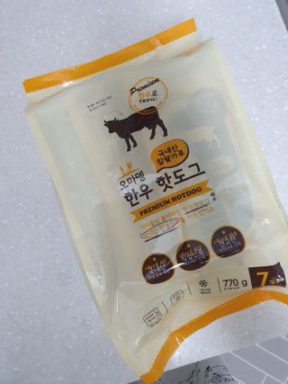 오마뎅 한우핫도그 — 5점을 준 리뷰어가 2021년 5월 올린 사용 사진