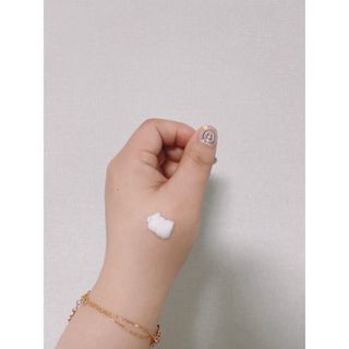 셀프 모이스처라이징 프로텍션 크림 셀프 모이스처라이징 프로텍션크림 — 5점을 준 리뷰어가 2022년 4월 올린 사용 사진