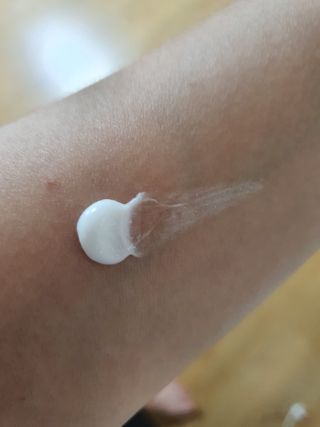 젠바이오 코스메틱스 젠바이오수딩크림]   가려운 피부 & 아토피 원픽 크림 — 4.5점을 준 리뷰어가 2022년 9월 올린 사용 사진