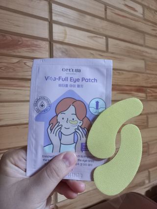 세뚜아(Cettua) [세뚜아] 비타풀 아이 패치 Cettua Vita-Full Eye Patch — 5점을 준 리뷰어가 2023년 7월 올린 사용 사진