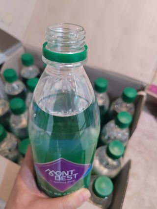 몽베스트 Montbest with Sparkling water Plain 20병 — 5점을 준 리뷰어가 2021년 11월 올린 사용 사진