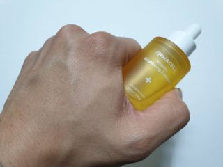 체르엠 스템앤셀 비타민 브라이트닝 에센스 30ml 1개 — 5점을 준 리뷰어가 2021년 12월 올린 사용 사진