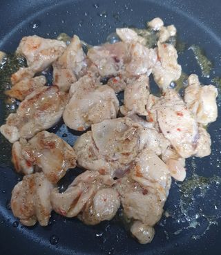 (주)마니커 마니커 닭고기 덧살구이 2종(올리브소금&핫칠리) [냉동 500g] — 5점을 준 리뷰어가 2022년 11월 올린 사용 사진