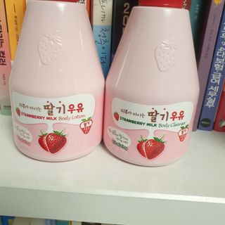 [과일나라] 피부가 마시는 딸기우유 바디클렌저&바디로션 — 5점을 준 리뷰어가 2022년 2월 올린 사용 사진