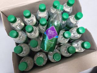 몽베스트 Montbest with Sparkling water Plain 20병 — 5점을 준 리뷰어가 2022년 8월 올린 사용 사진