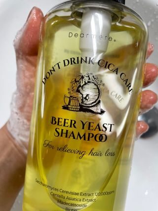 디어미어 맥주효모 샴푸 500ml — 5점을 준 리뷰어가 2022년 8월 올린 사용 사진