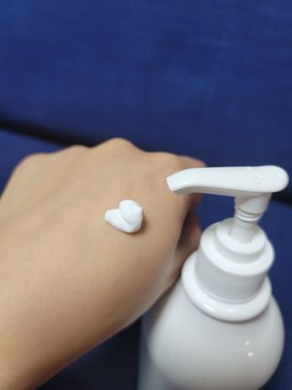 [닥터문] 프리미엄 알로에베라 선크림 500ml — 5점을 준 리뷰어가 2022년 7월 올린 사용 사진