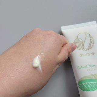 mom e 맘이 내추럴 베이비 케어 크림+바디오일 — 4점을 준 리뷰어가 2021년 1월 올린 사용 사진