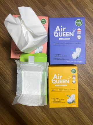 에어퀸 뉴브레스 유기농 생리대 4종 (팬티라이너 20P + 중형 10P + 대형 10P + 오버나이트 8P)_체험단 — 5점을 준 리뷰어가 2024년 5월 올린 사용 사진