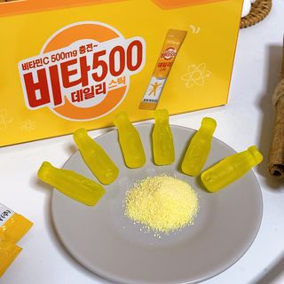 광동생활건강 [광동] 비타500데일리스틱 70포+쇼핑백+구미3개 — 5점을 준 리뷰어가 2021년 12월 올린 사용 사진