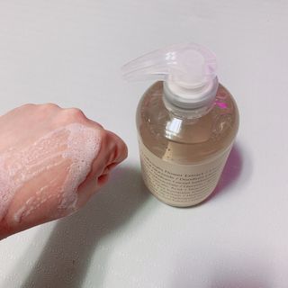 빅그린 안티 헤어로스 탈모 카렌듈라 바이옴 샴푸 500ml (지성두피용) — 5점을 준 리뷰어가 2022년 8월 올린 사용 사진