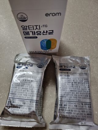 [이롬] 알티지 메가유산균 1 개월분 (490mgx30캡슐x2개입) — 5점을 준 리뷰어가 2022년 6월 올린 사용 사진