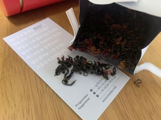 마시다 붉은 석양 빛을 담은 프리미엄 수제 블렌딩 홍차, 레드선셋블랙티 — 5점을 준 리뷰어가 2021년 4월 올린 사용 사진