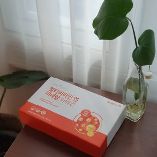 서울약사신협_내몸애발란스멀티비타민앤미네랄파워업_800mg x 90정 — 5점을 준 리뷰어가 2021년 5월 올린 사용 사진