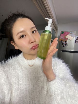 스킨큐어 산다화 순한 클렌징 동백 오일 200ml — 5점을 준 리뷰어가 2023년 3월 올린 사용 사진