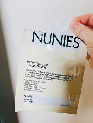 나우 [뉴니스] 수분 마스크 히알루론 씰 x 5매 — 5점을 준 리뷰어가 2025년 1월 올린 사용 사진
