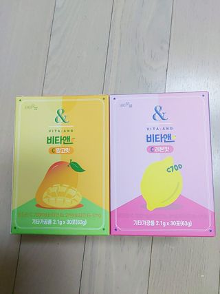 비타앤C 레몬맛, 망고맛 — 5점을 준 리뷰어가 2021년 7월 올린 사용 사진