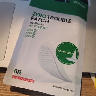 닥터플리너스 제트 큐어 크림 30ml + 제로 트러블 패치 9EA — 5점을 준 리뷰어가 2022년 5월 올린 사용 사진