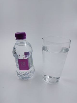 몽베스트 [MONTBEST] 330mL 20병 — 4.5점을 준 리뷰어가 2021년 10월 올린 사용 사진