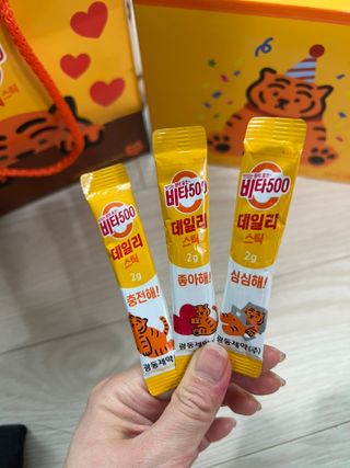 광동생활건강 [광동] 비타 500 데일리 스틱 VB, VC를 함유한 멀티비타민 30포+30포 — 4.5점을 준 리뷰어가 2022년 7월 올린 사용 사진