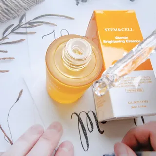 체르엠 스템앤셀 비타민 브라이트닝 에센스 30ml 1개 — 5점을 준 리뷰어가 2022년 4월 올린 사용 사진